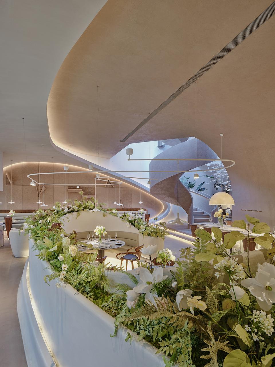 The New Tomacado Restaurant at Shanghai IFC is a Secluded Paradise in the Bustling City