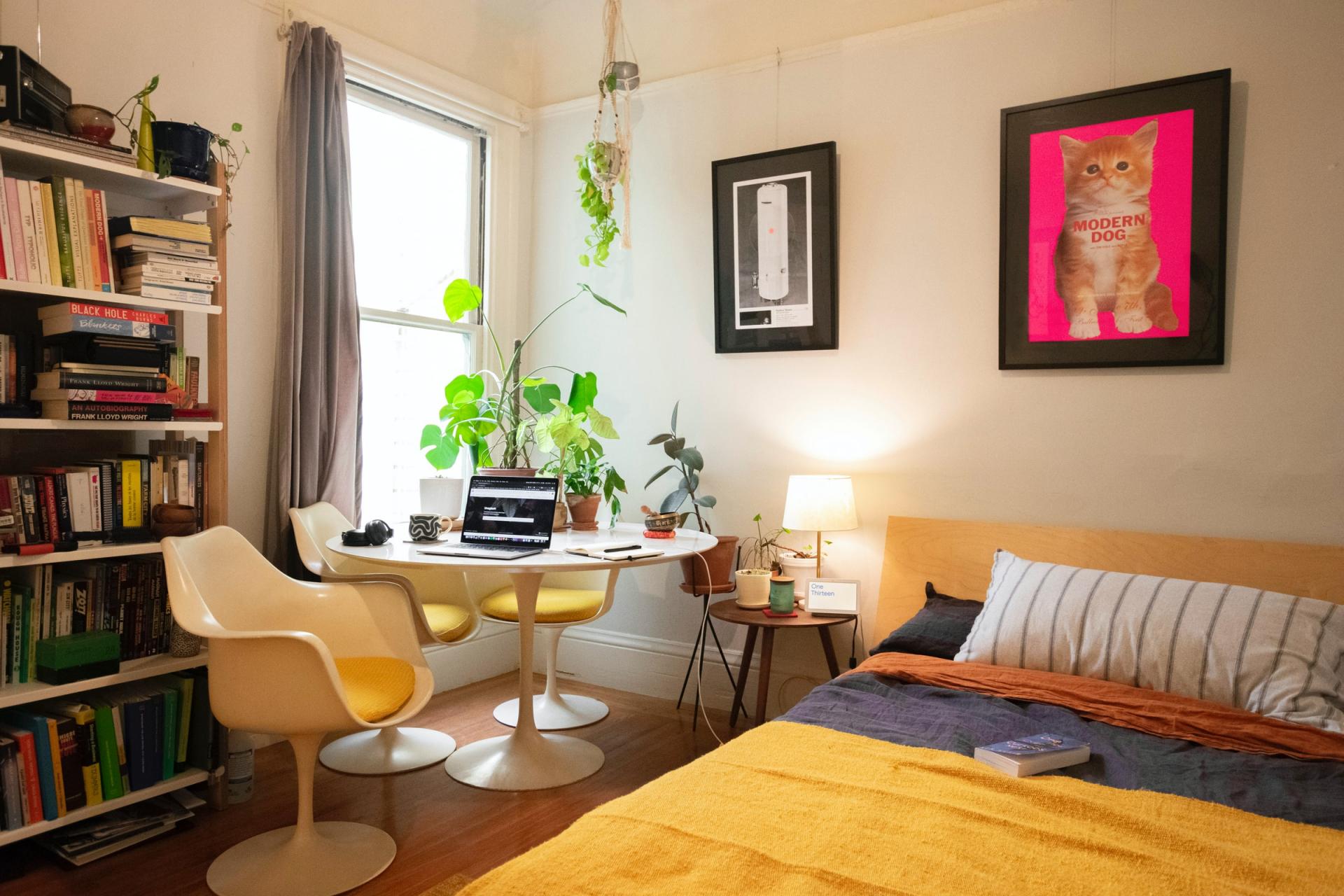 5 Tips for Styling Your Room for Online Video Meeting