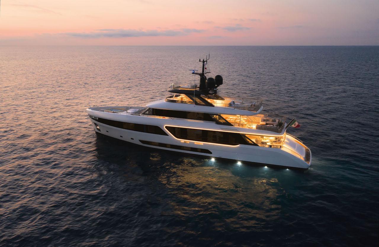 Benetti Innovates with its First Motopanfilo 37M Superyacht