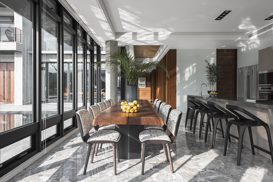 低調華麗的現代設計別墅，將宜蘭萬種風情盡收眼底