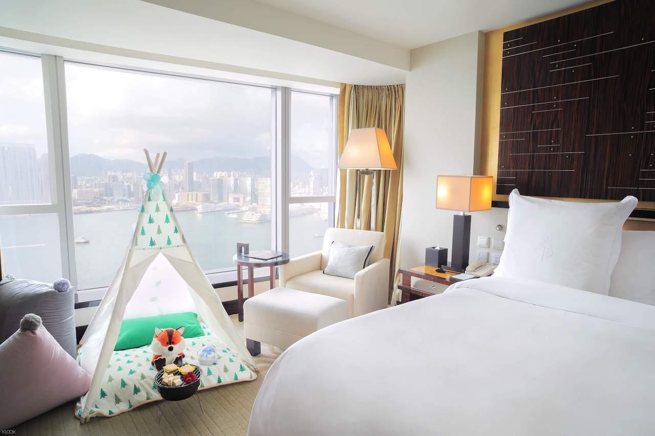 Best Hong Kong Staycations to Book this Christmas