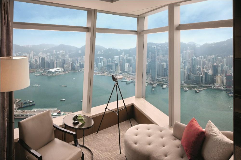 Best Hong Kong Staycations to Book this Christmas