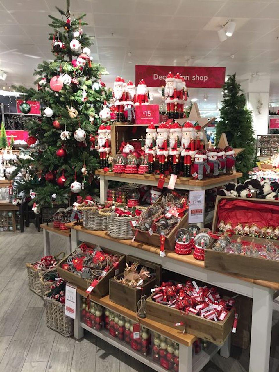 Best Places to Buy Christmas Decorations in Hong Kong