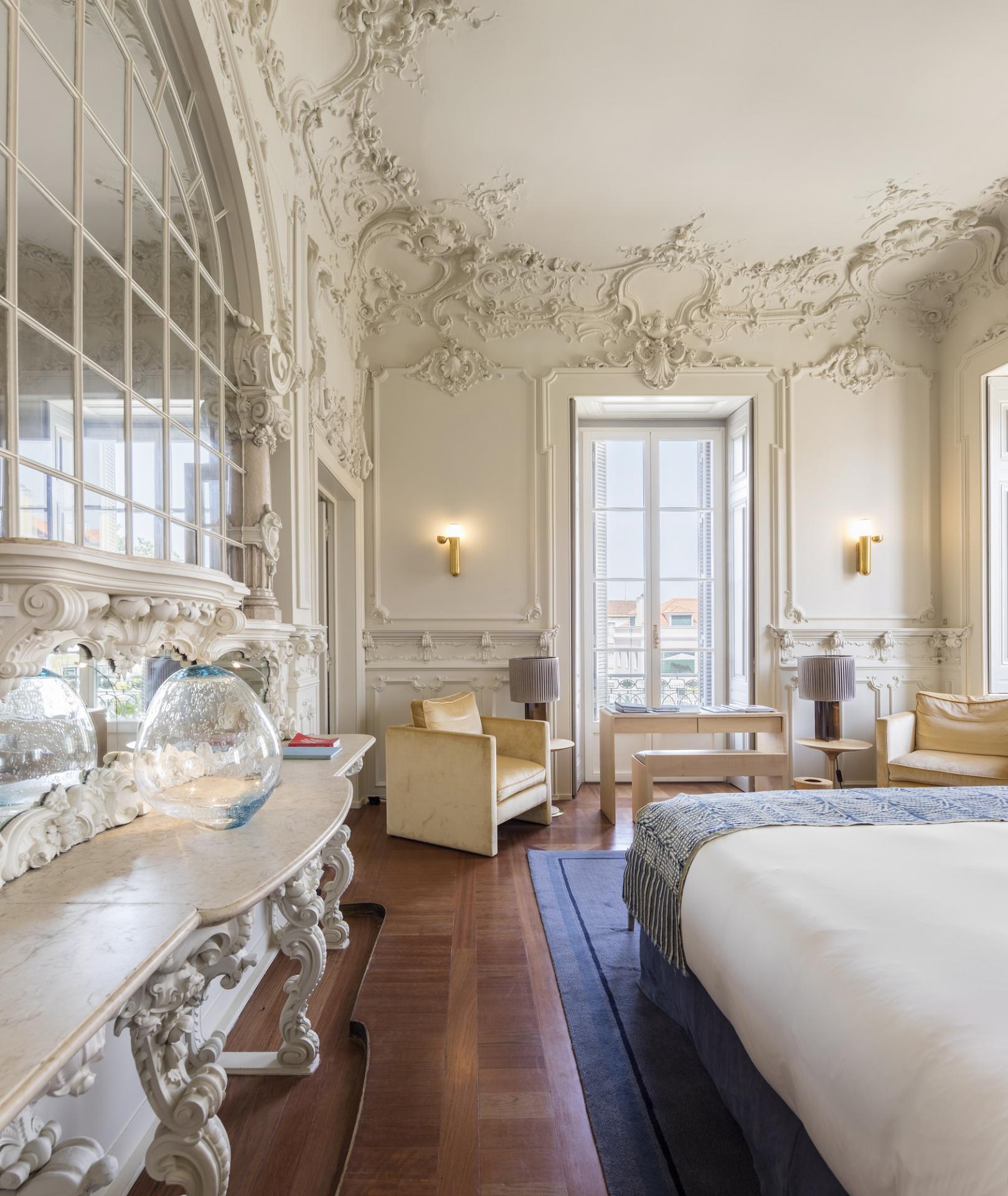 Inside a Palace-Turned-Luxury Hotel in Lisbon 