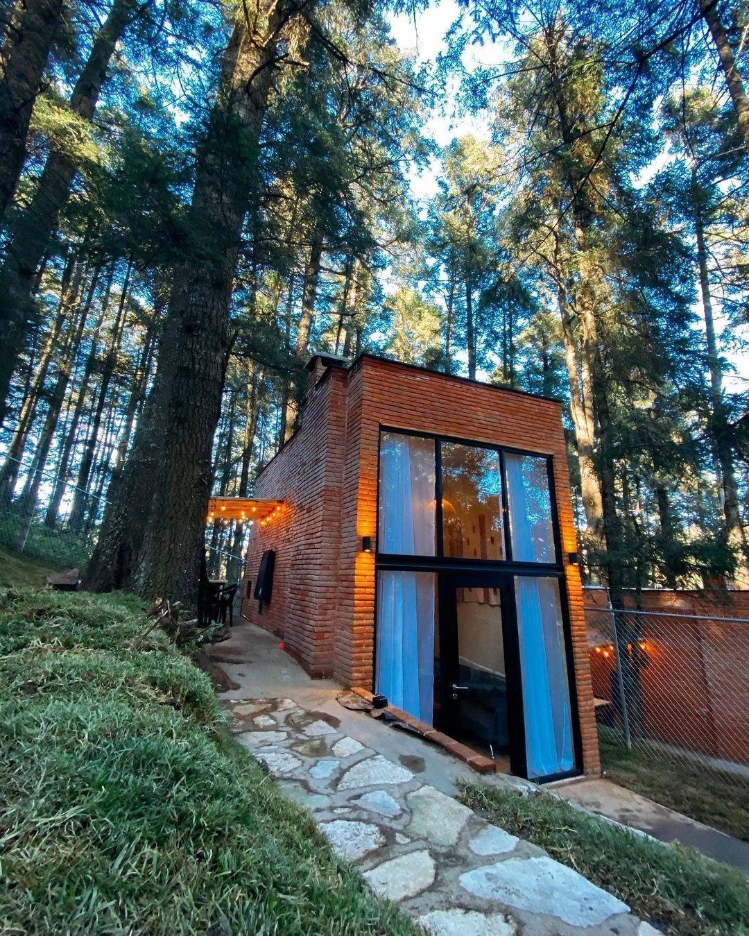 Top 10 Most Liked Airbnb Houses on Instagram