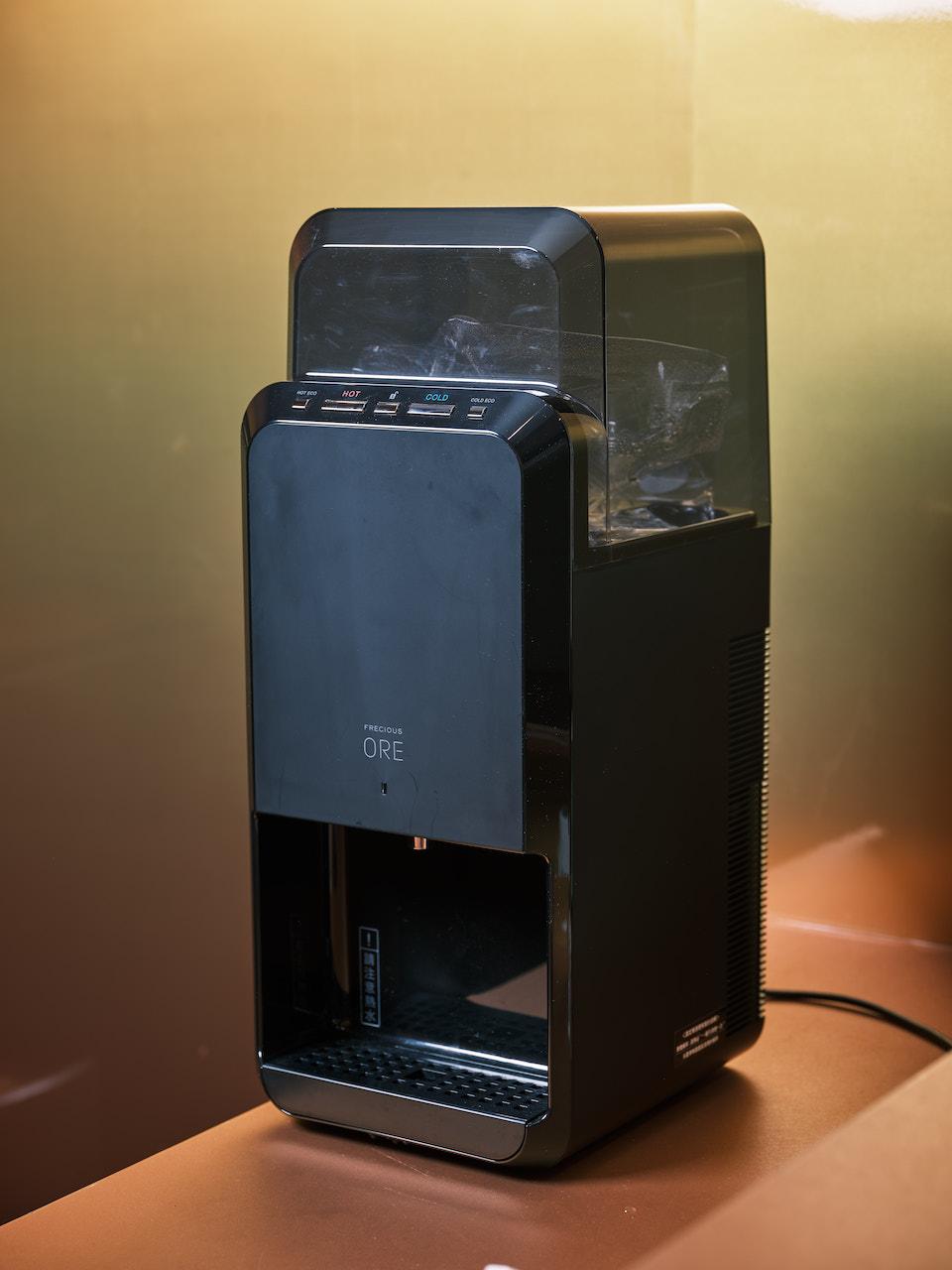 RickyKAZAF's New Salon Features Frecious Fuji Water Dispenser