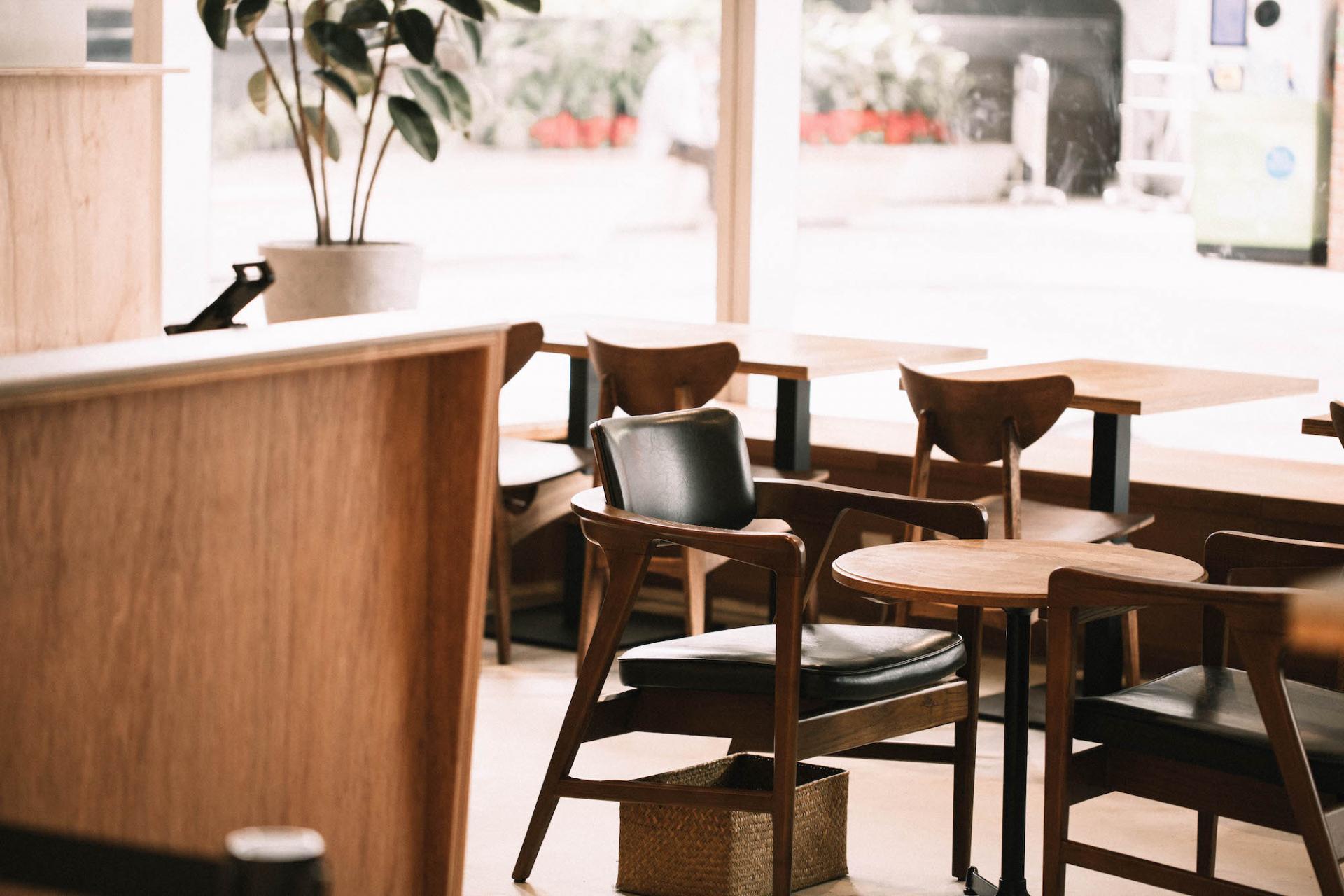銅鑼灣特色咖啡店HOW，延續愜意自在的慢活空間