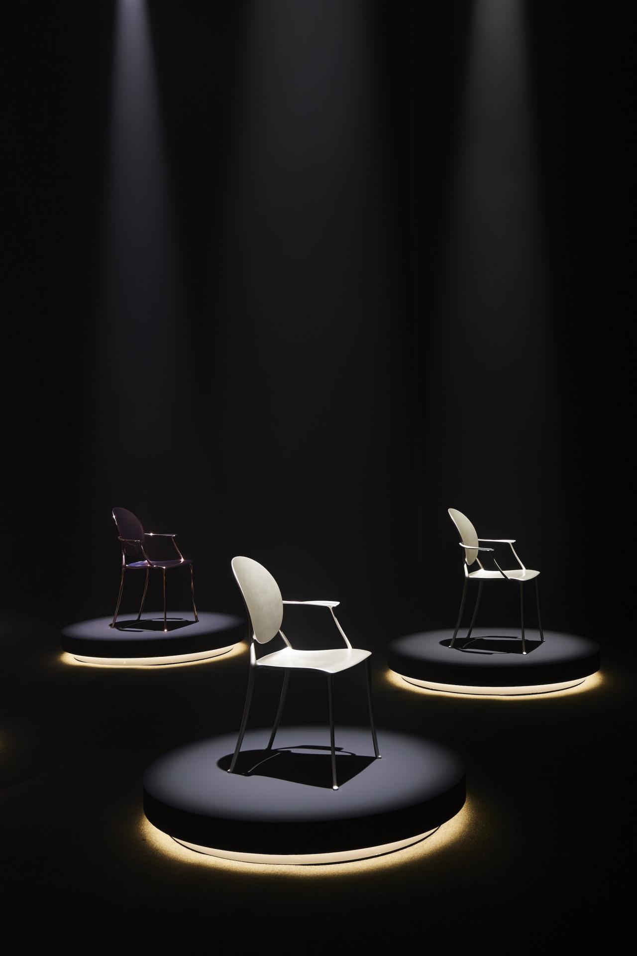 讓經典再現 | Dior Maison聯乘法國設計鬼才Philippe Starck打造全新「Miss Dior」圓背椅