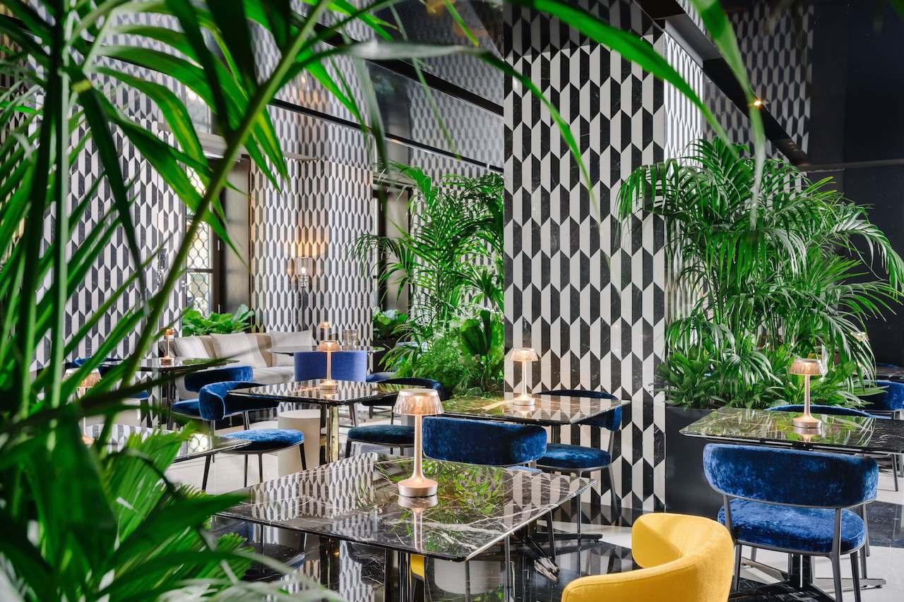 Lush Greenery and Oriental Touches are Front and Centre in Mandarin Oriental's Newest Restaurant/Bar