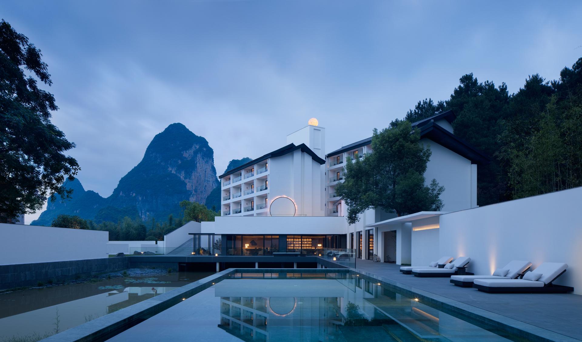 This Guilin Mountainside Hotel Is a Minimalist Masterpiece