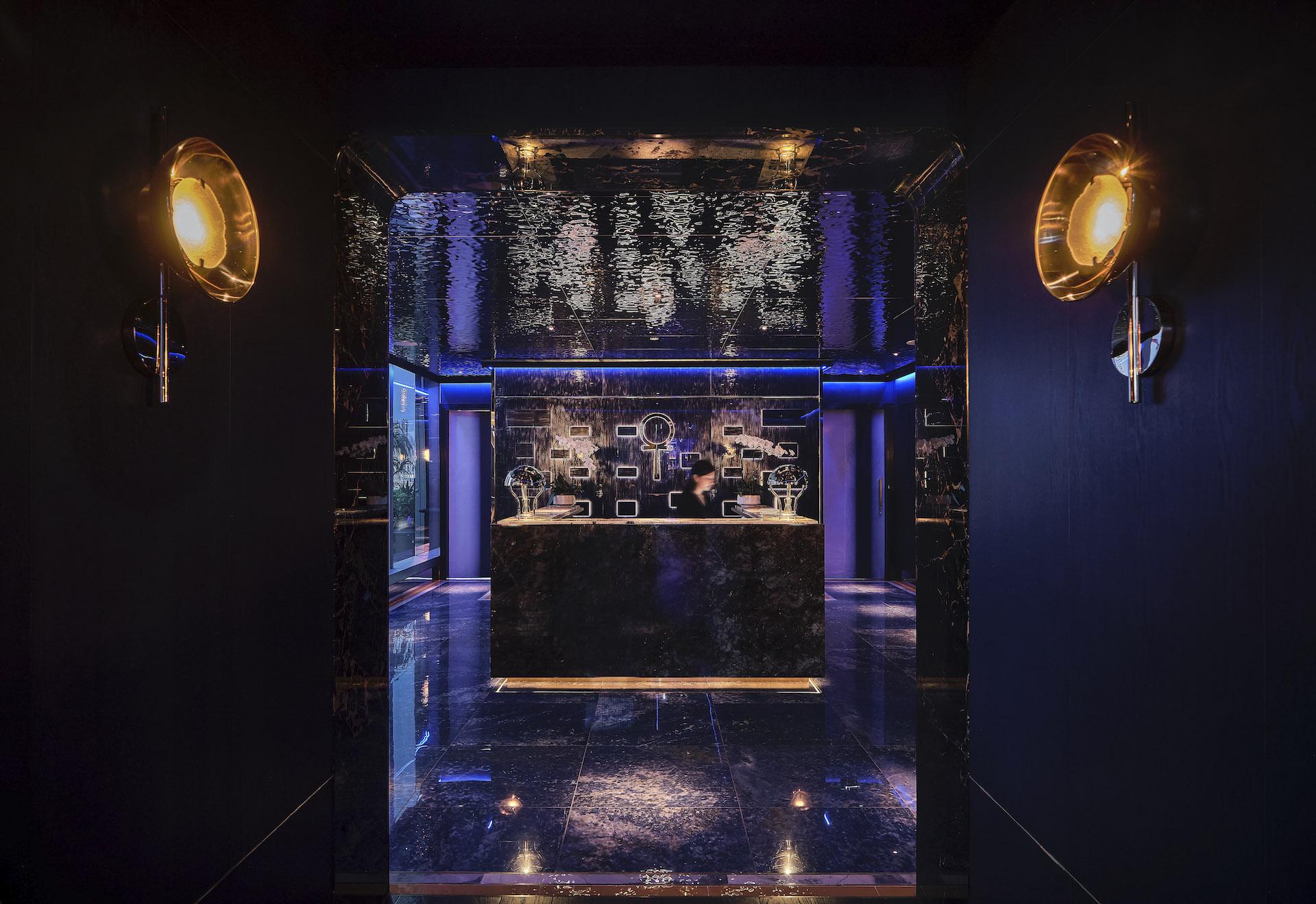 Aquatic Glamour: The New Aqua Opens at H Zentre in Tsim Sha Tsui