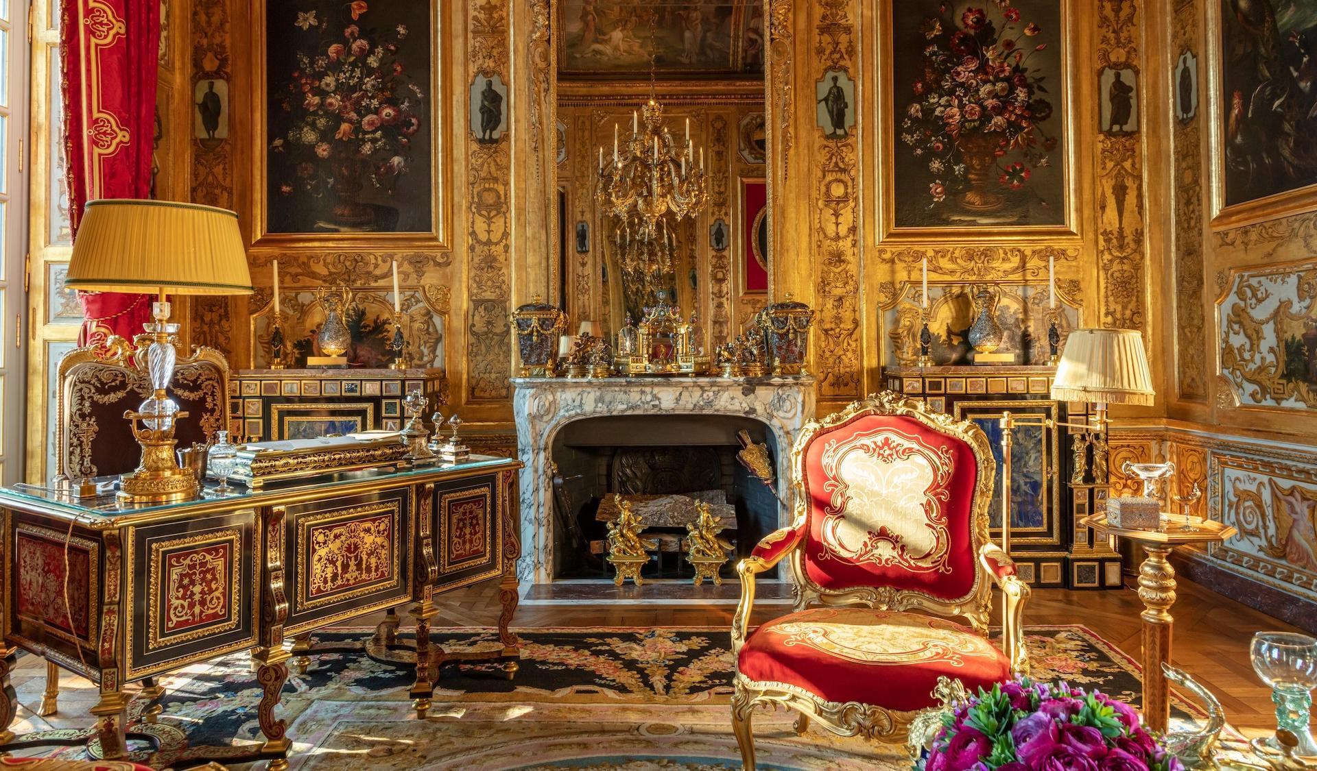 Sotheby’s to Auction Treasures Housed in One of Paris’ Most Historic Buildings