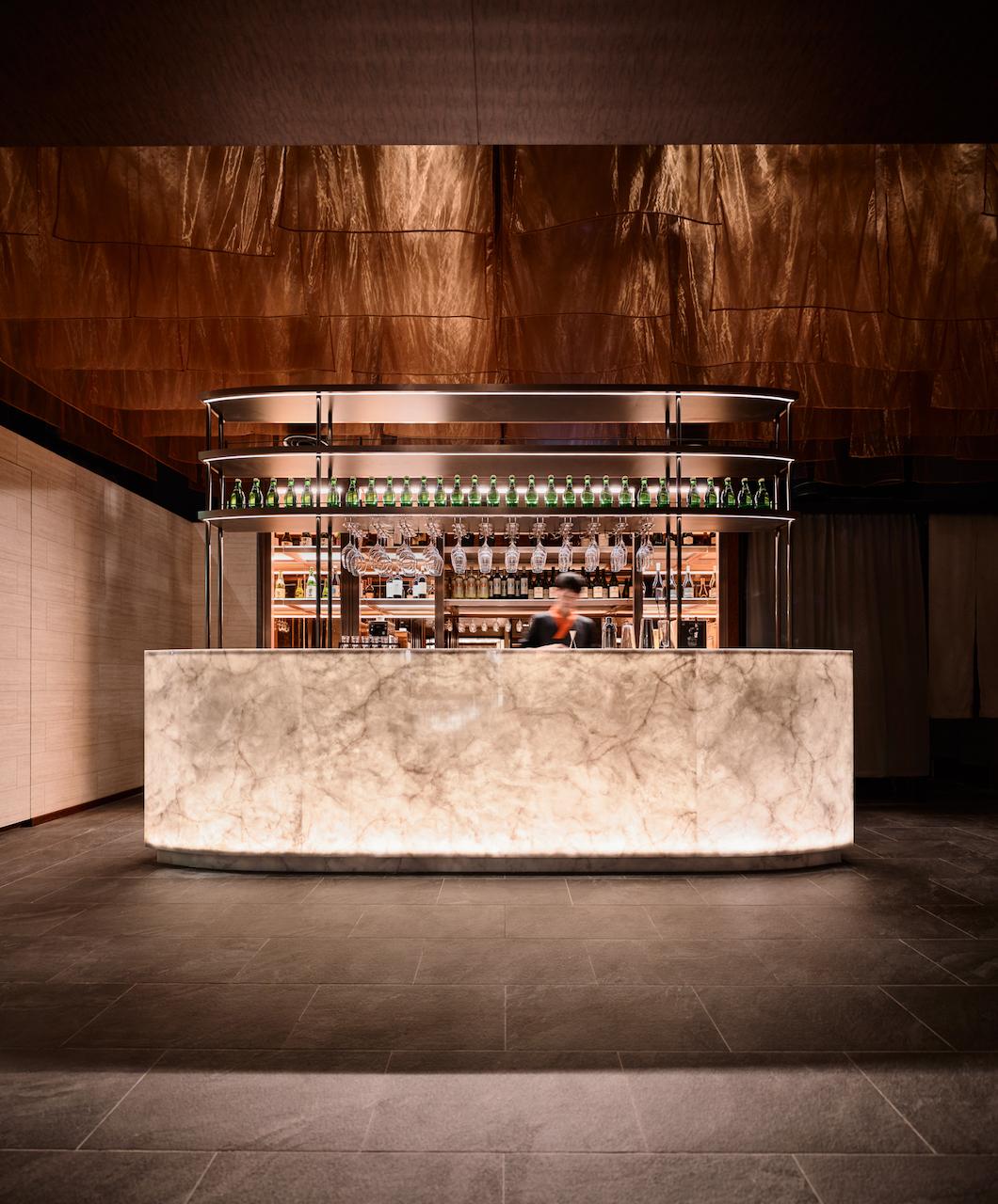 丹下憲孝設計的台中頂級鍋物餐廳，融合日式竹林與摩登現代之美