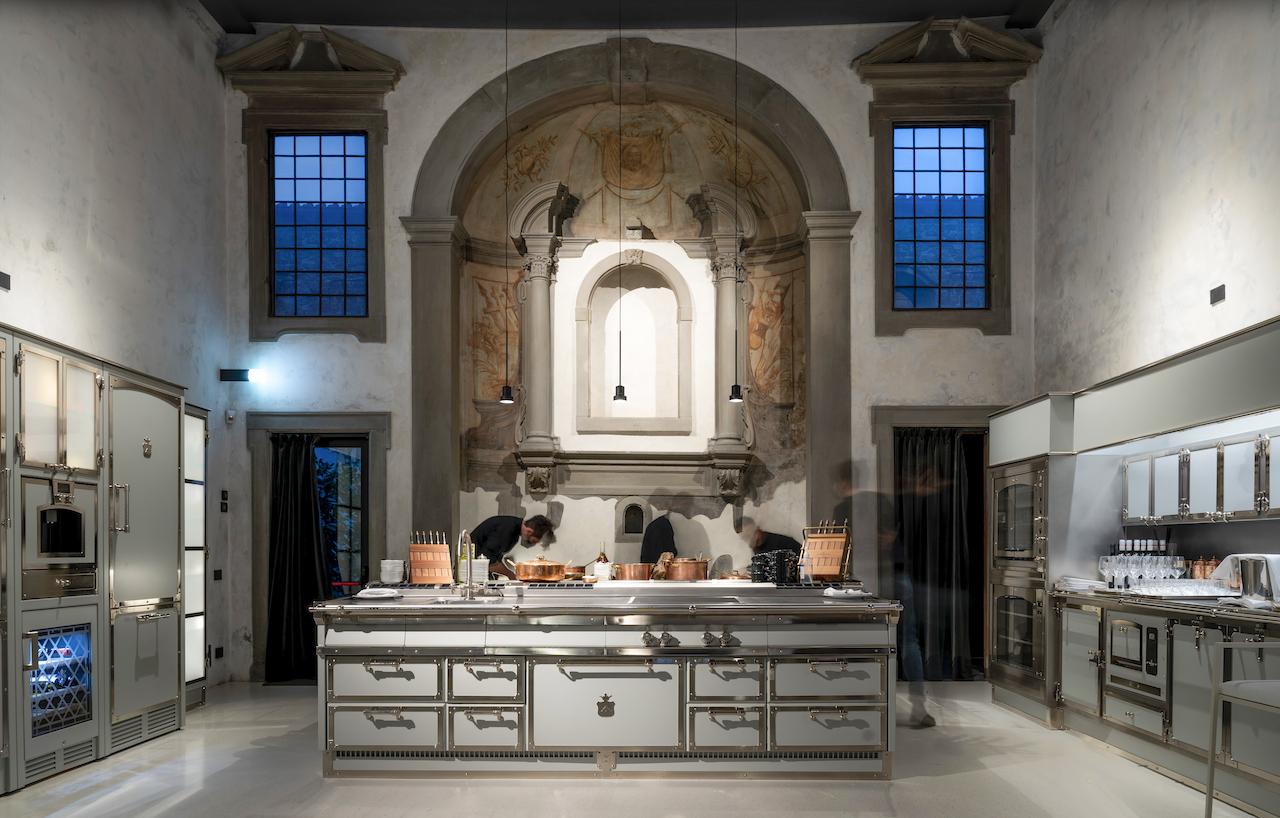 佛羅倫斯教堂被大改造，成為意大利頂級廚具Officine Gullo的專屬空間