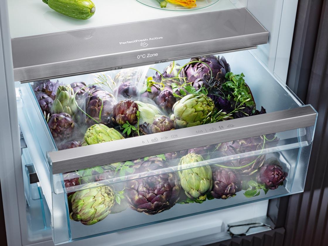 Keep Your Food Fresh for Summer with the New Miele K 7000 Refrigeration Collection