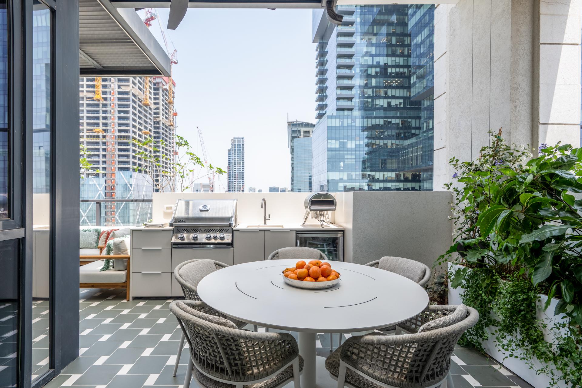 Go Inside Architect Oshir Asaban’s Mid-Century Penthouse in Israel