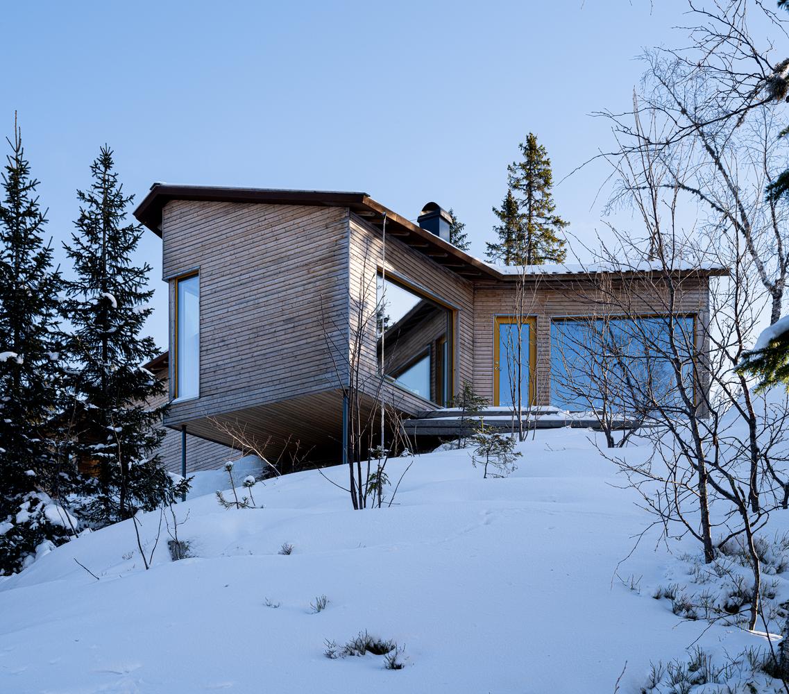 位於挪威Ringerike的 'Y Cabin'，隱於大自然的靜謐之中