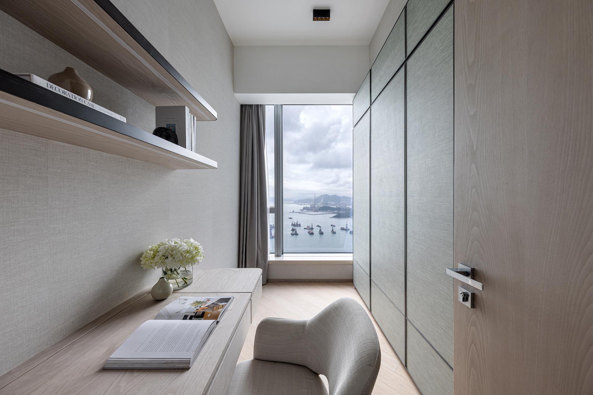 This 1,361-sq.ft. West Kowloon Home Has a Sense of Grandeur 