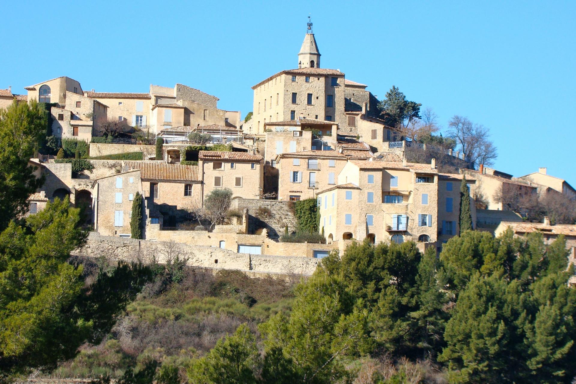 Experience the Art of Living at Hôtel Crillon Le Brave in Provence