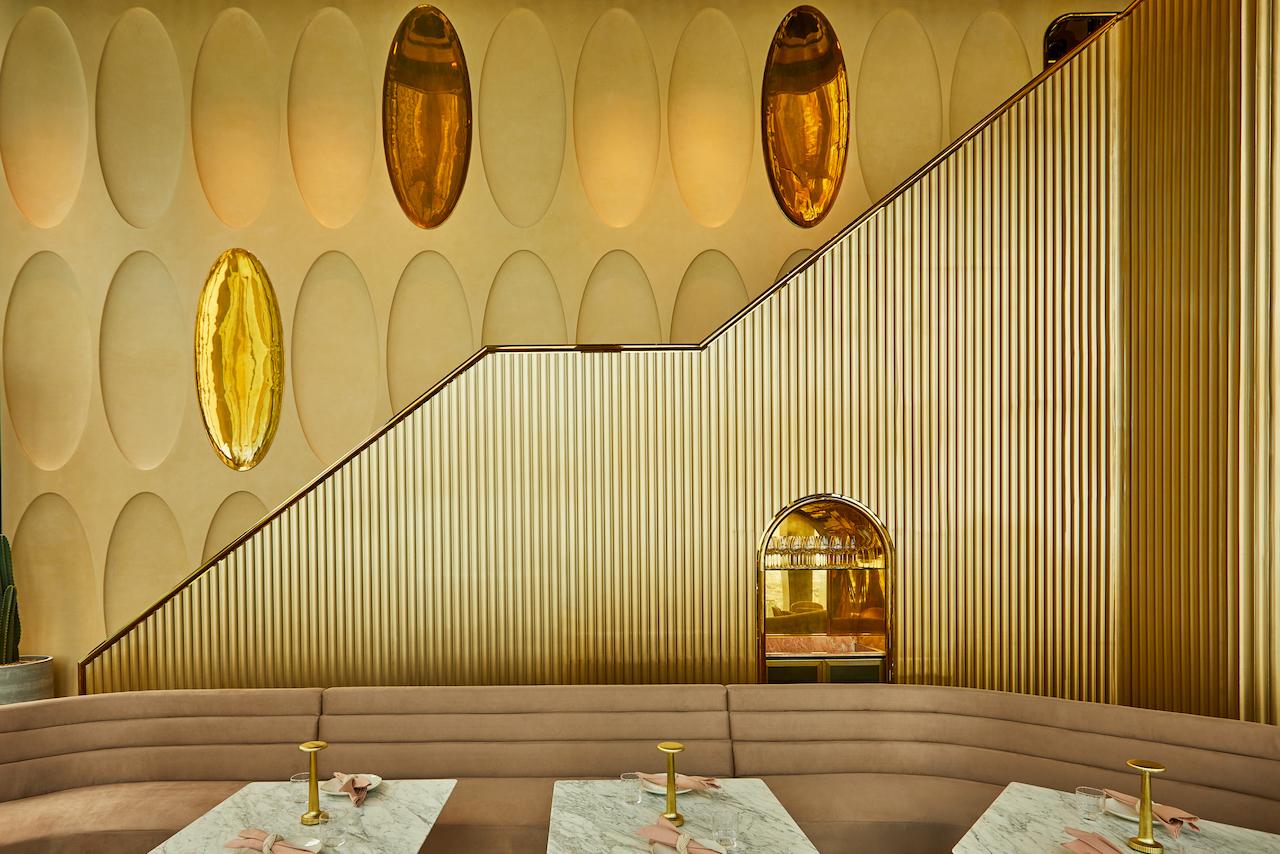 一家泰國曼谷的墨西哥餐廳，以中美洲寶石作為設計靈感
