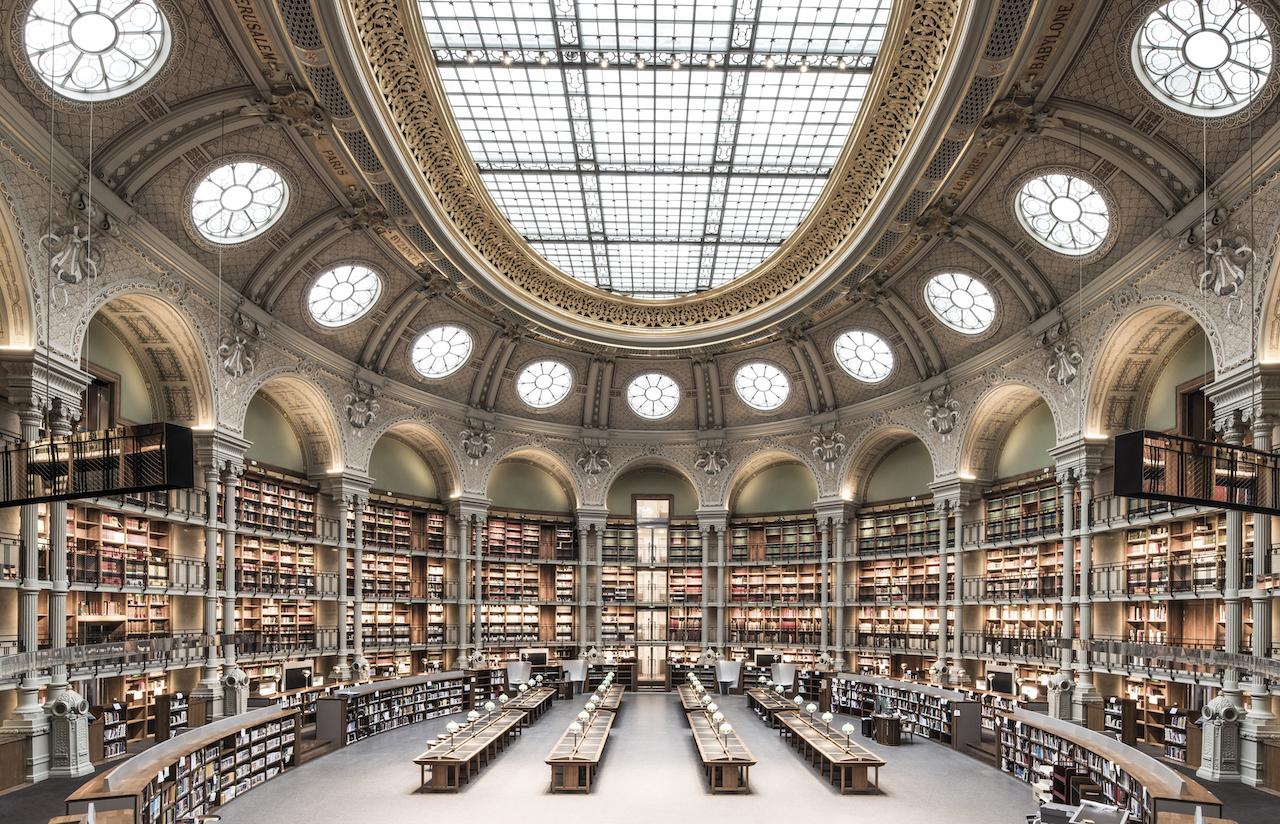 經歷10年整修，法國國家圖書館換上時尚新裝