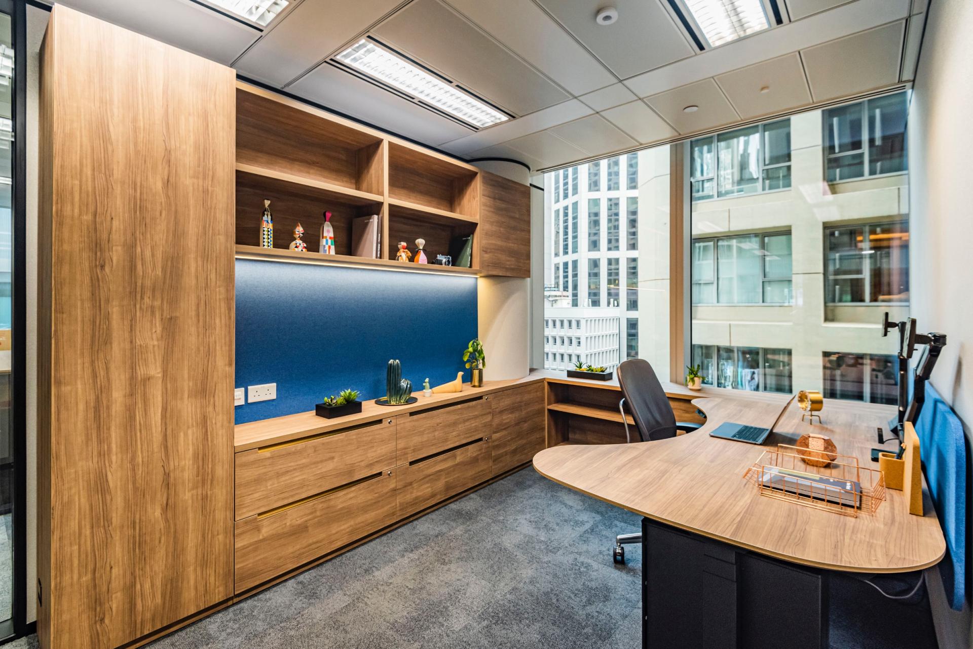 white-case-law-firm-s-central-office-creates-a-warm-and-welcoming