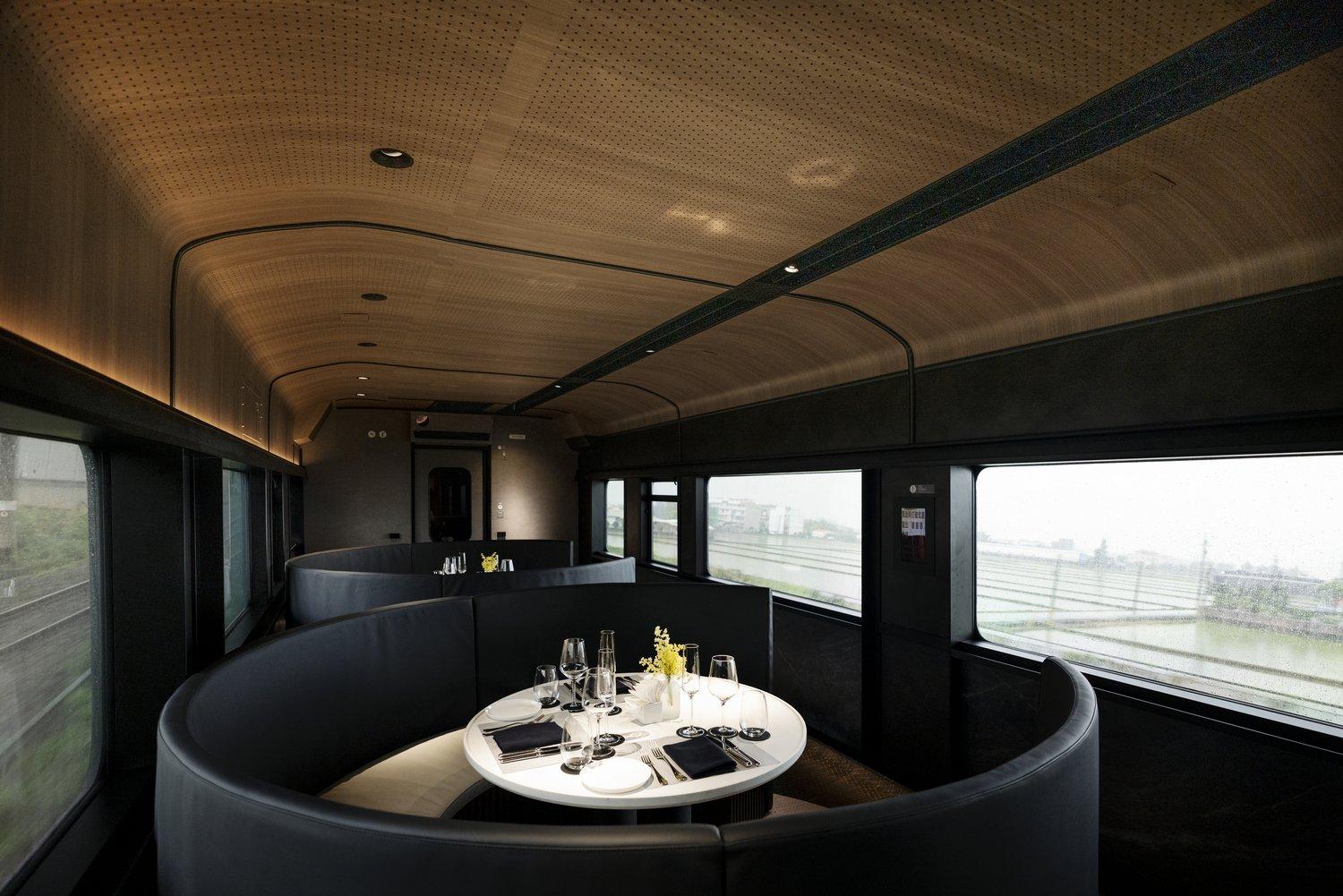 This scenic train in Taiwan is also a restaurant on wheels