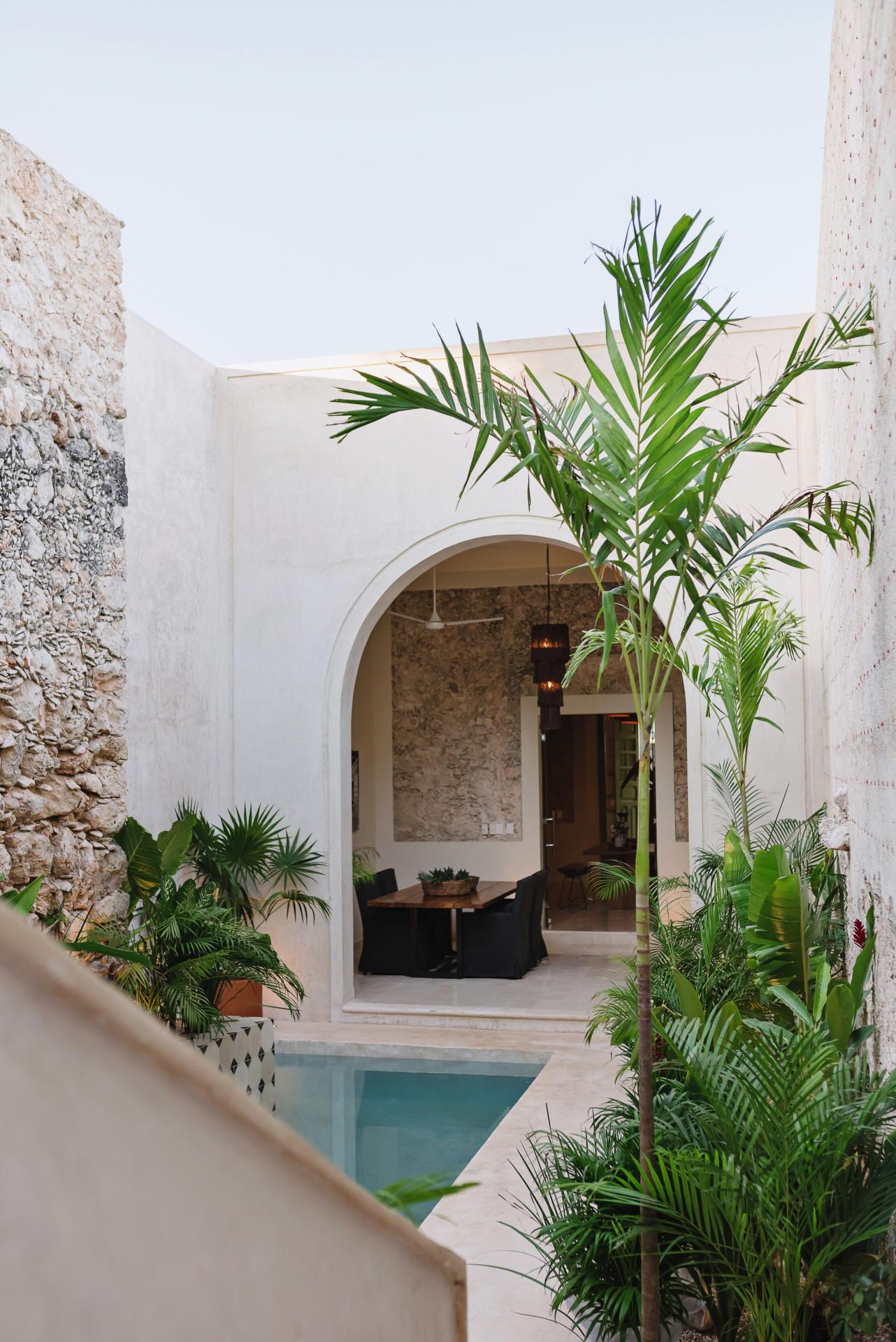 This Mexican colonial house is a contemporary oasis in the city centre 