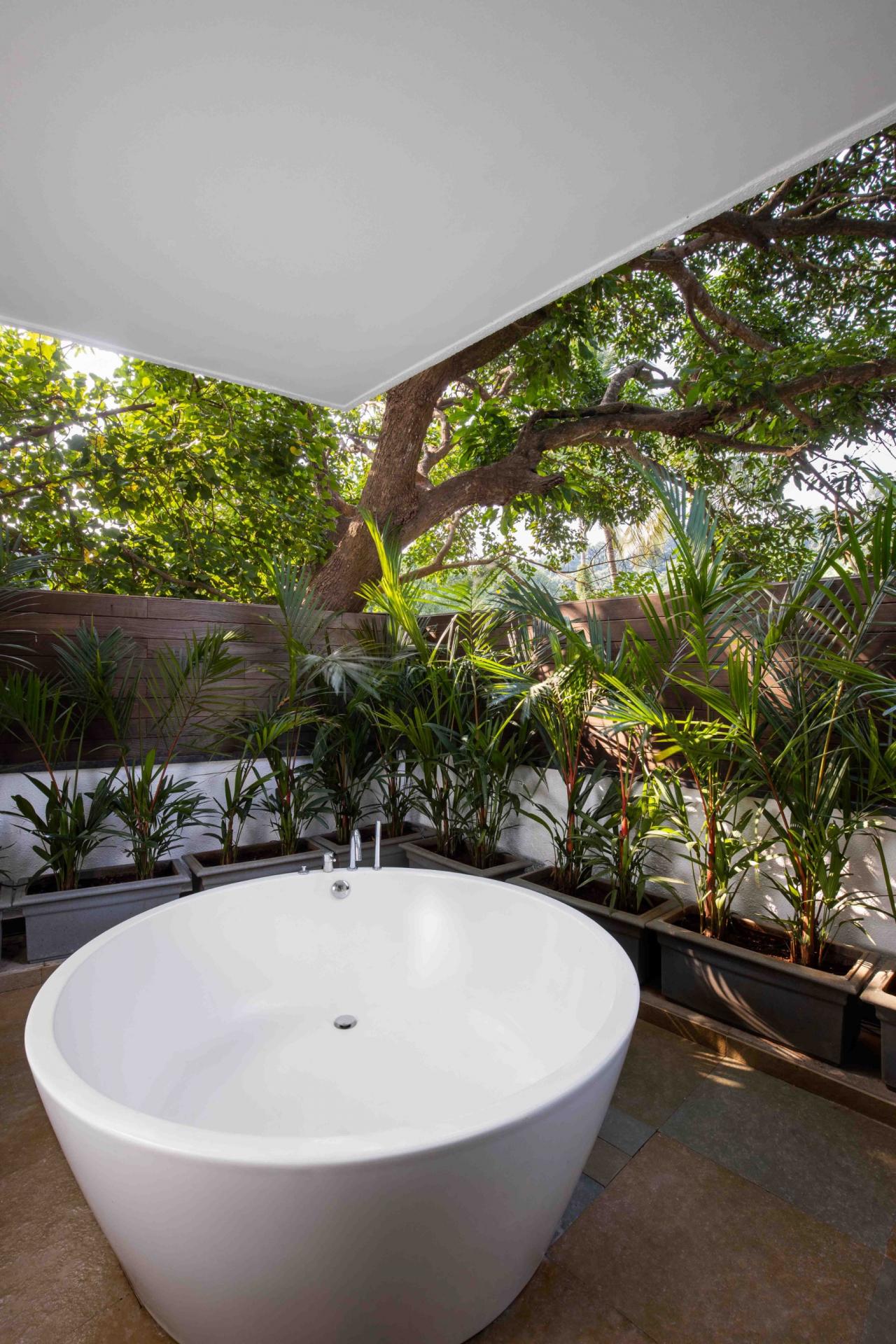 This 8,000 sq. ft. villa in India is given plenty of Goan-Portuguese flavour