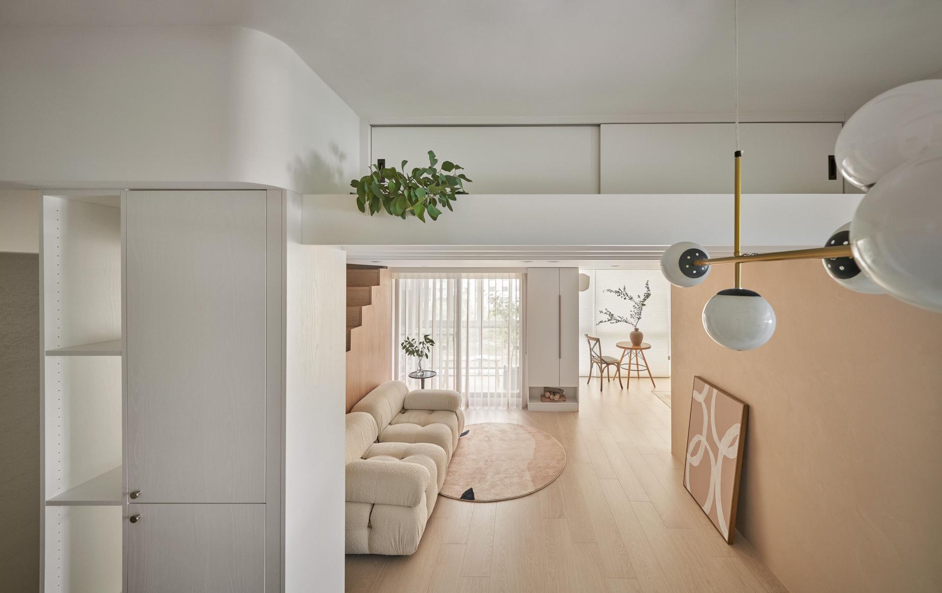 Inside a 419 sq. ft. home in Taipei that masters "old meet new"