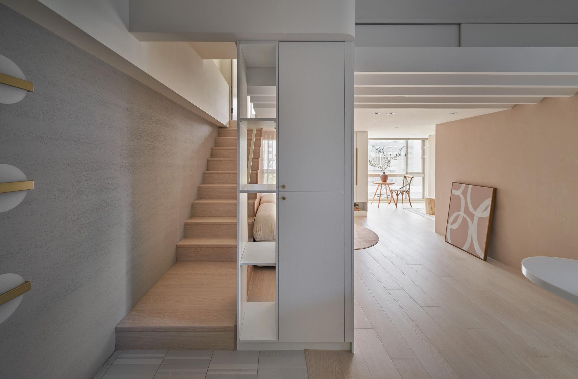 Inside a 419 sq. ft. home in Taipei that masters 