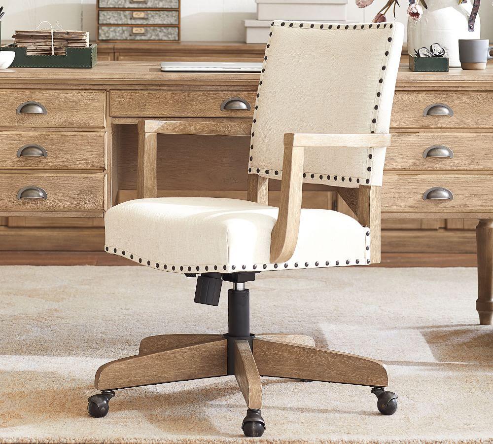 The best office chairs for you to WFH in, including one handpicked by Kelly Clarkson