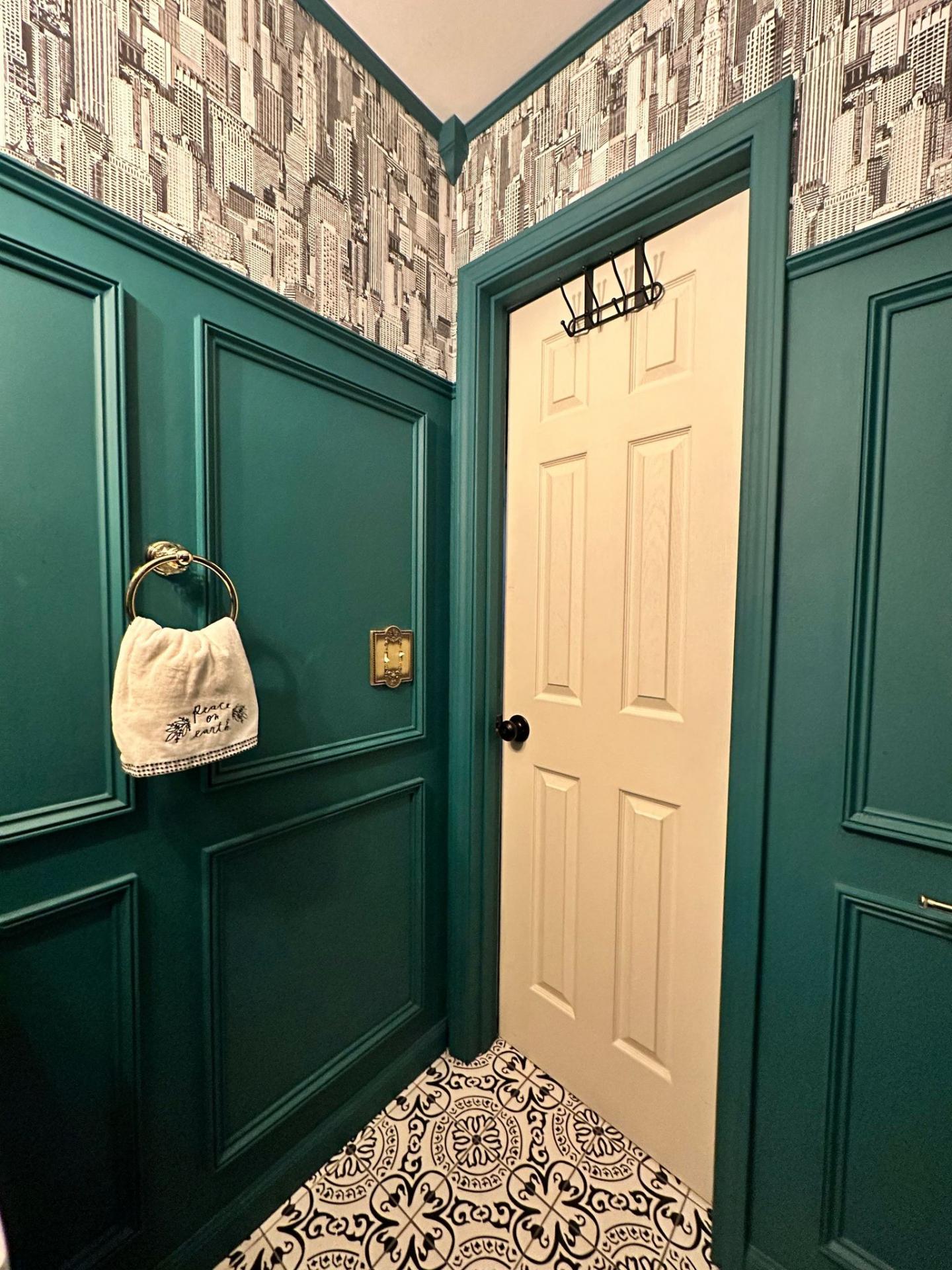 衛浴室裝修前後大不同：綠色帶出簡約美