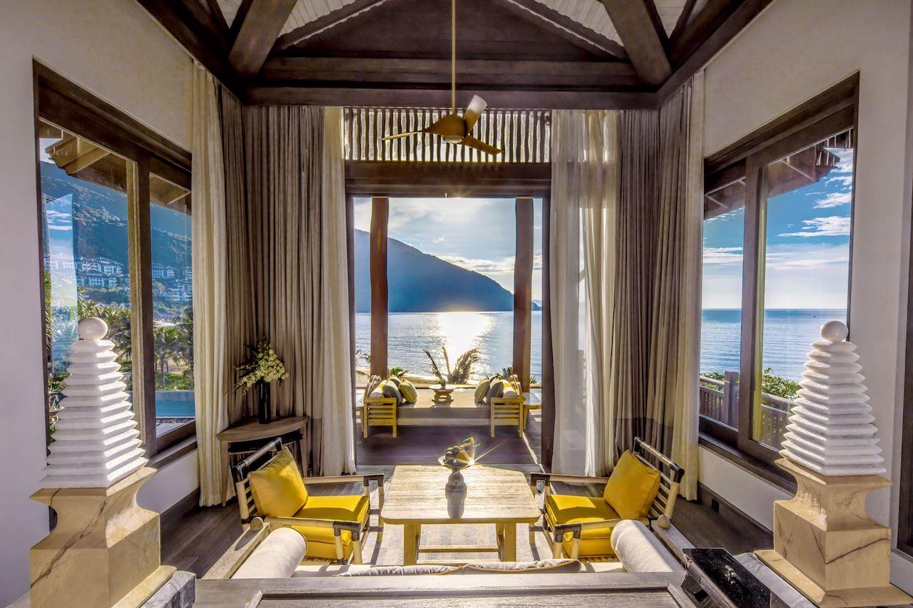 This stunning hotel in Vietnam draws design inspiration from the breathtaking Son Tra Peninsula
