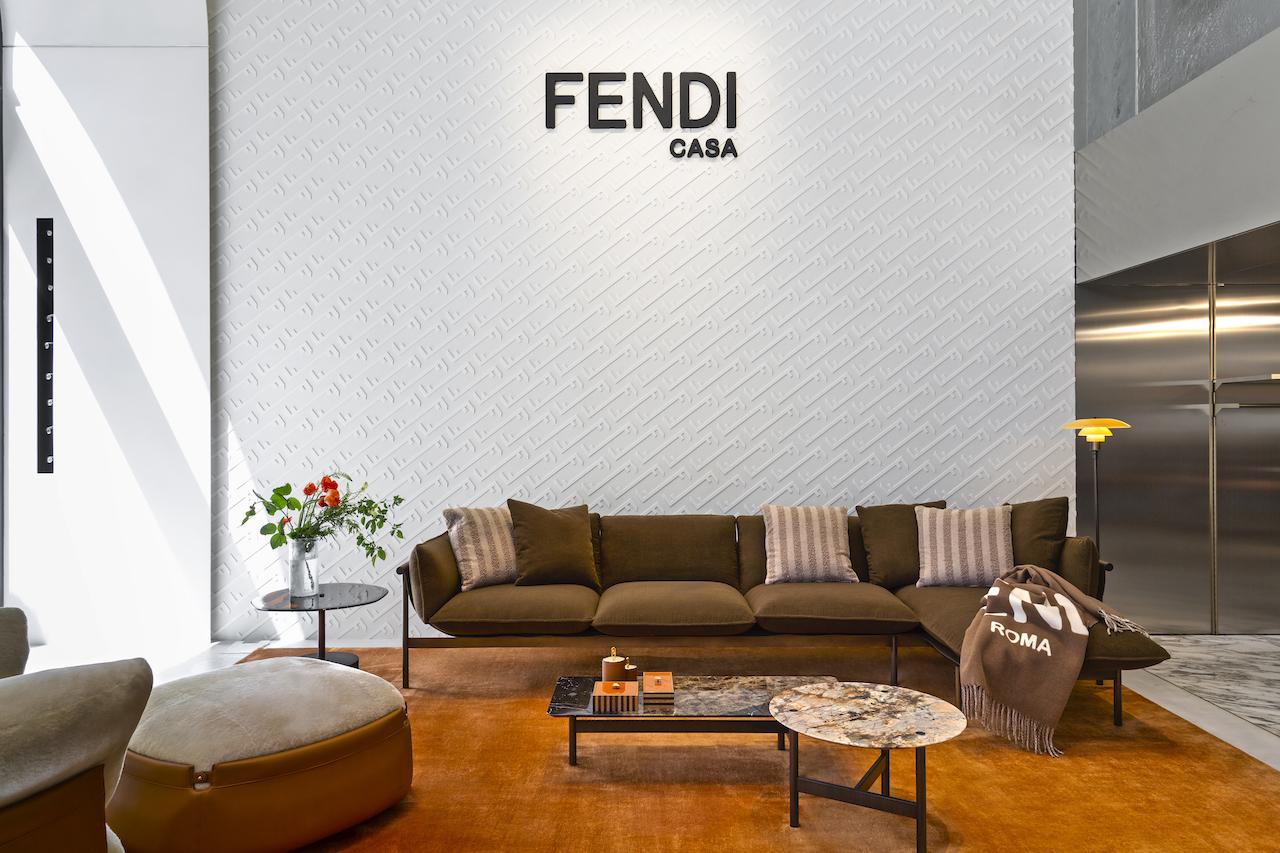 Fendi Casa 與丹麥燈具品牌 Louis Poulsen 合作，推出 5 款燈具