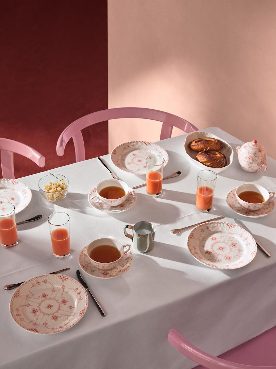 Century-Old Danish Tableware Brand Now in Coral Colour, Adding Contemporary Charm to Dining Tables