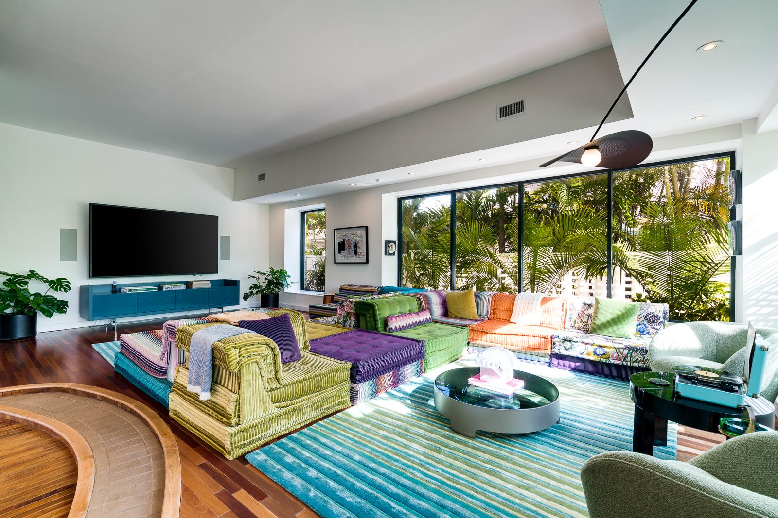 Joe Jonas and Sophie Turner's Miami Mansion