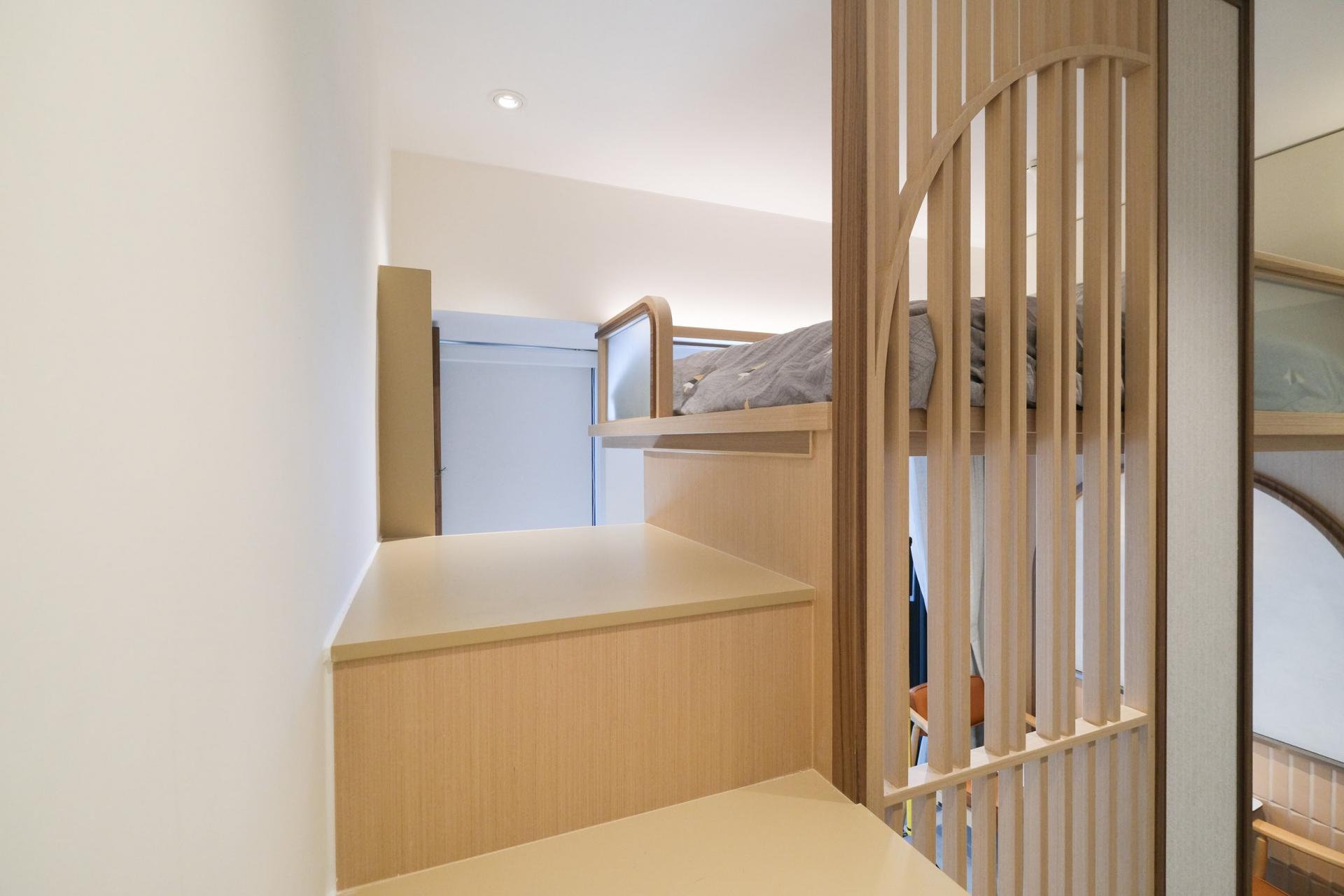 This 200 sq. ft. Kowloon Flat Imbued with Italian Charm is Home to a Woman and Her Cat