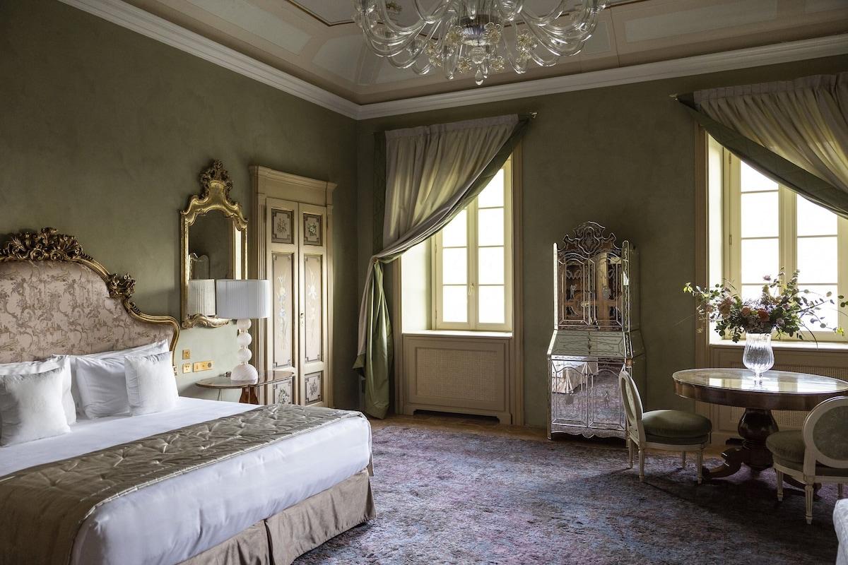 This luxury boutique hotel in Italy's Lake Como, Passalacqua, was crowned best hotel in the world.