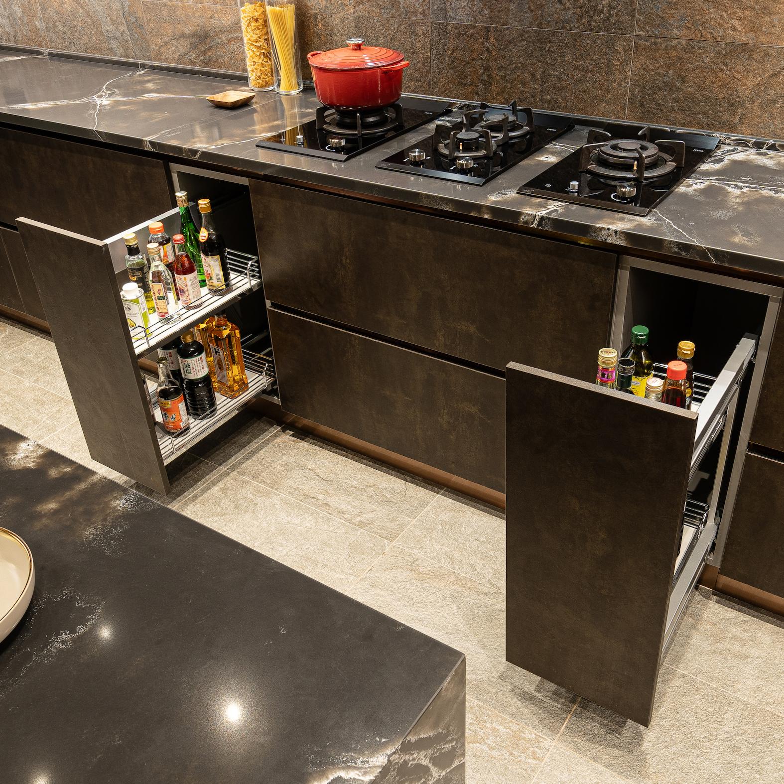 Mia Cucina's New Island Kitchen Interweaves Multiple Materials For Depth and Texture