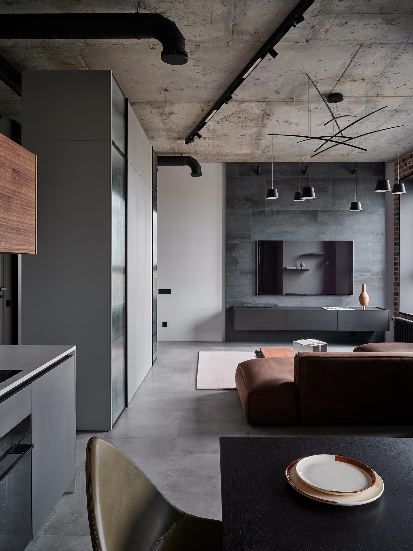 This Charming 680 sq. ft. Industrial Loft in Moscow is Home to a Couple and Their Cat