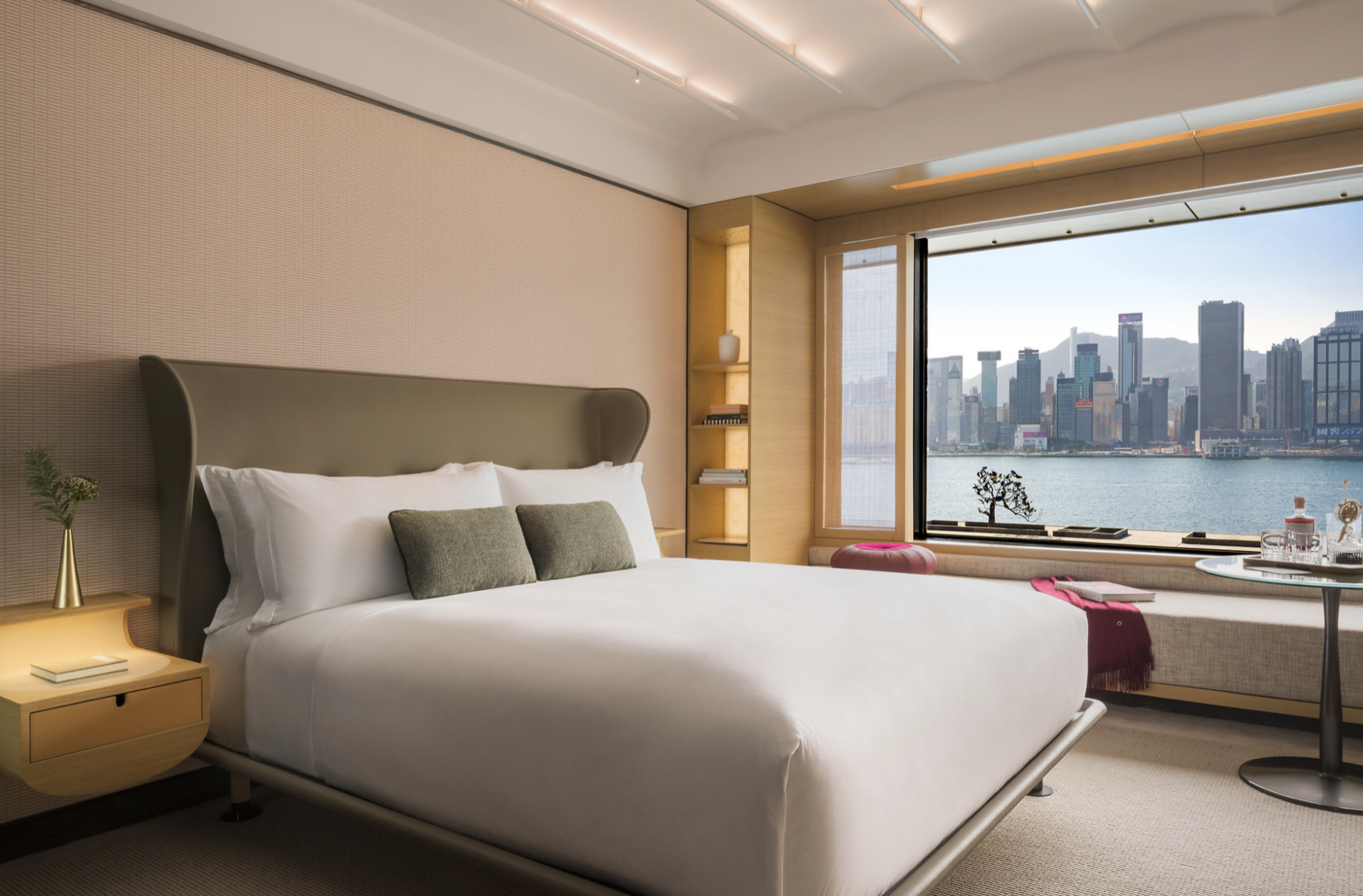 香港麗晶酒店重新開幕，讓人一睹盧志榮設計的對比美學