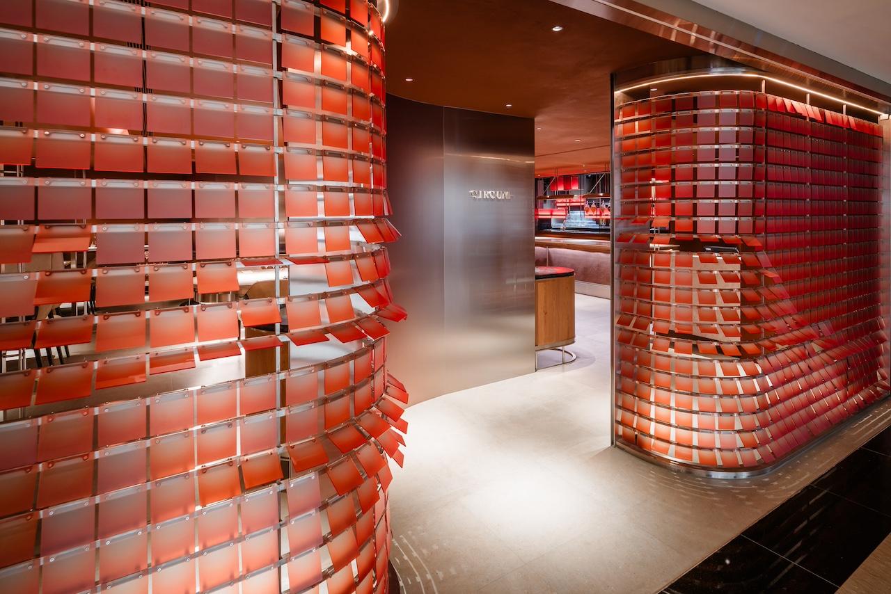 台北晶華酒店的Circum-餐廳，以船艦為空間設計靈感