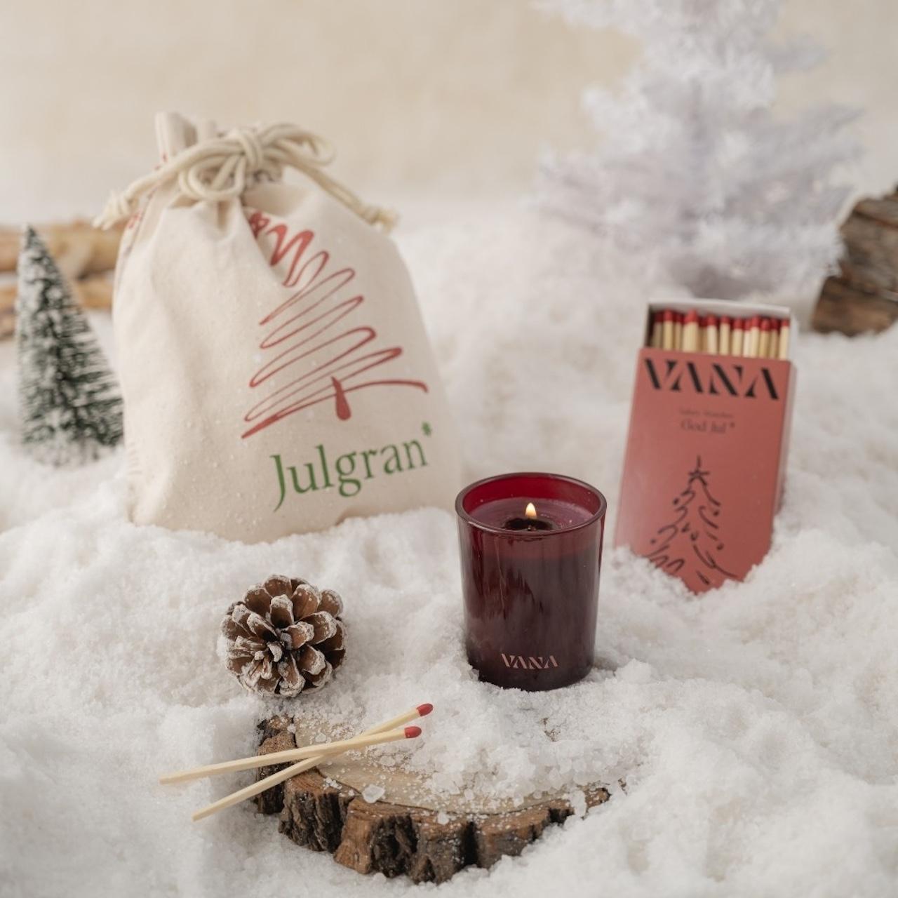 Get into the Christmas Spirit with These Festive Home Décor Items