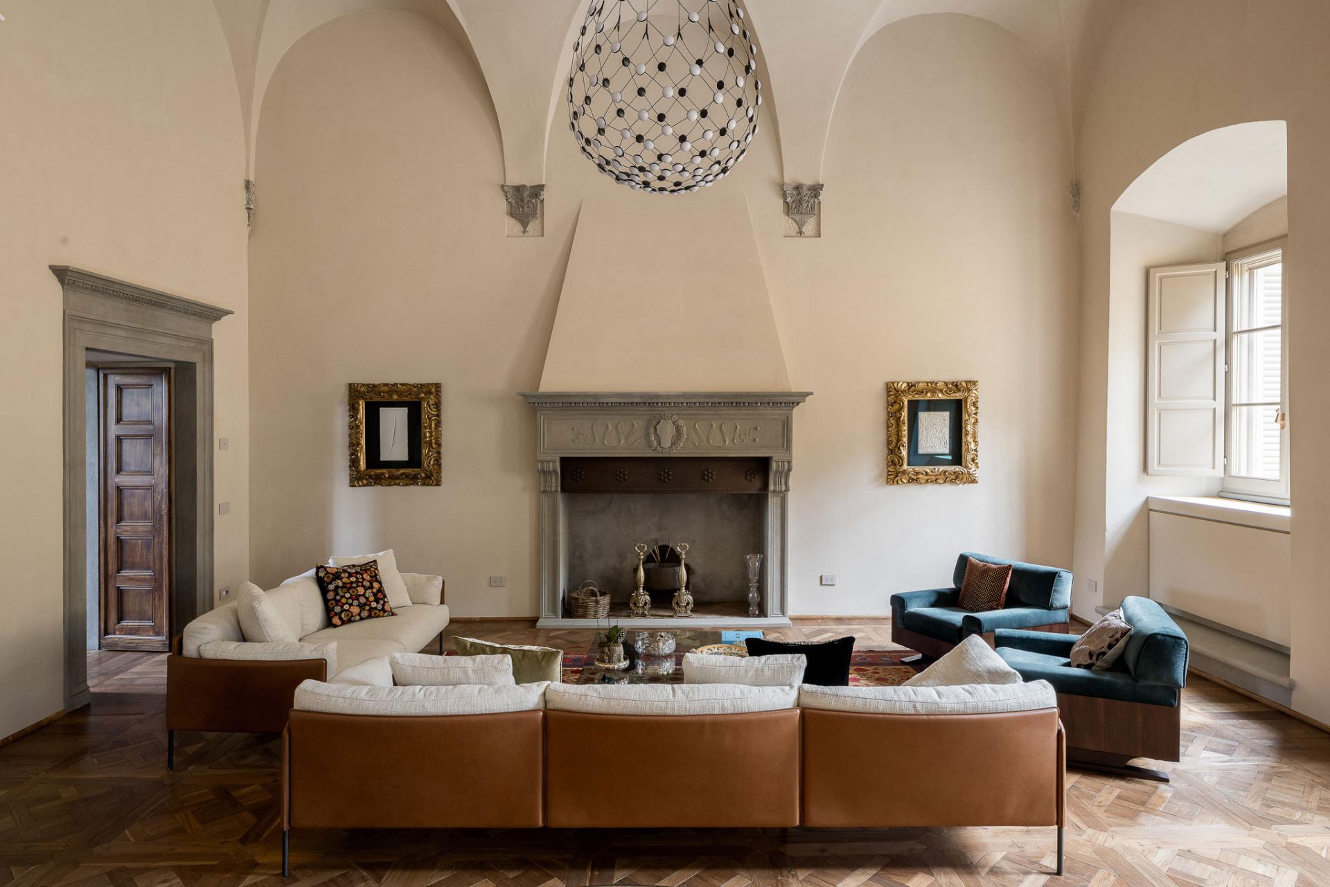 佛羅倫斯歷史悠久建築 Villa il Gioiello，7,500 平方呎，經過現代化改造