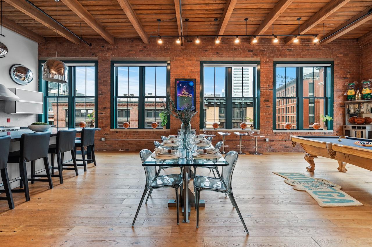 Old Textile Factory Turns into NBA Player Jaylen Brown's Industrial-style Home