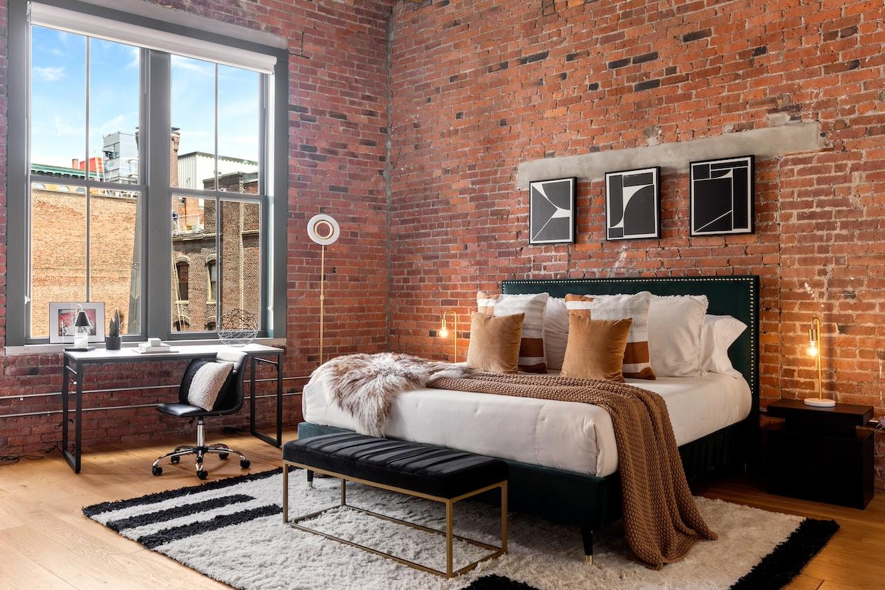 Old Textile Factory Turns into NBA Player Jaylen Brown's Industrial-style Home