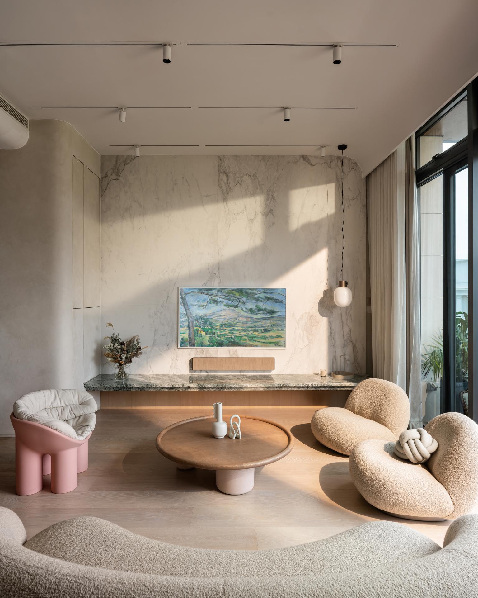 Art Meets Architecture: a Three-Storey 2800 sq. ft. Tuen Mun Home Inspired by Paul Cézanne