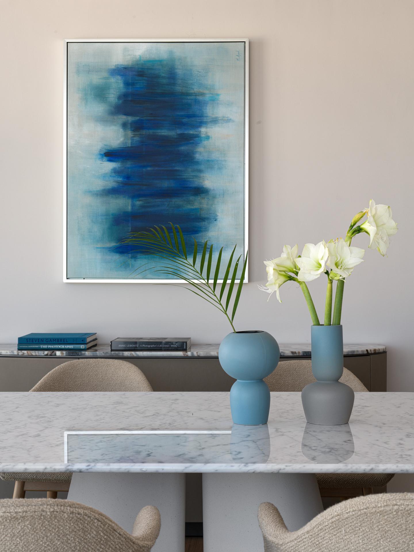 Inside an Easy-breezy Haven Governed by Soothing Shades of Blue