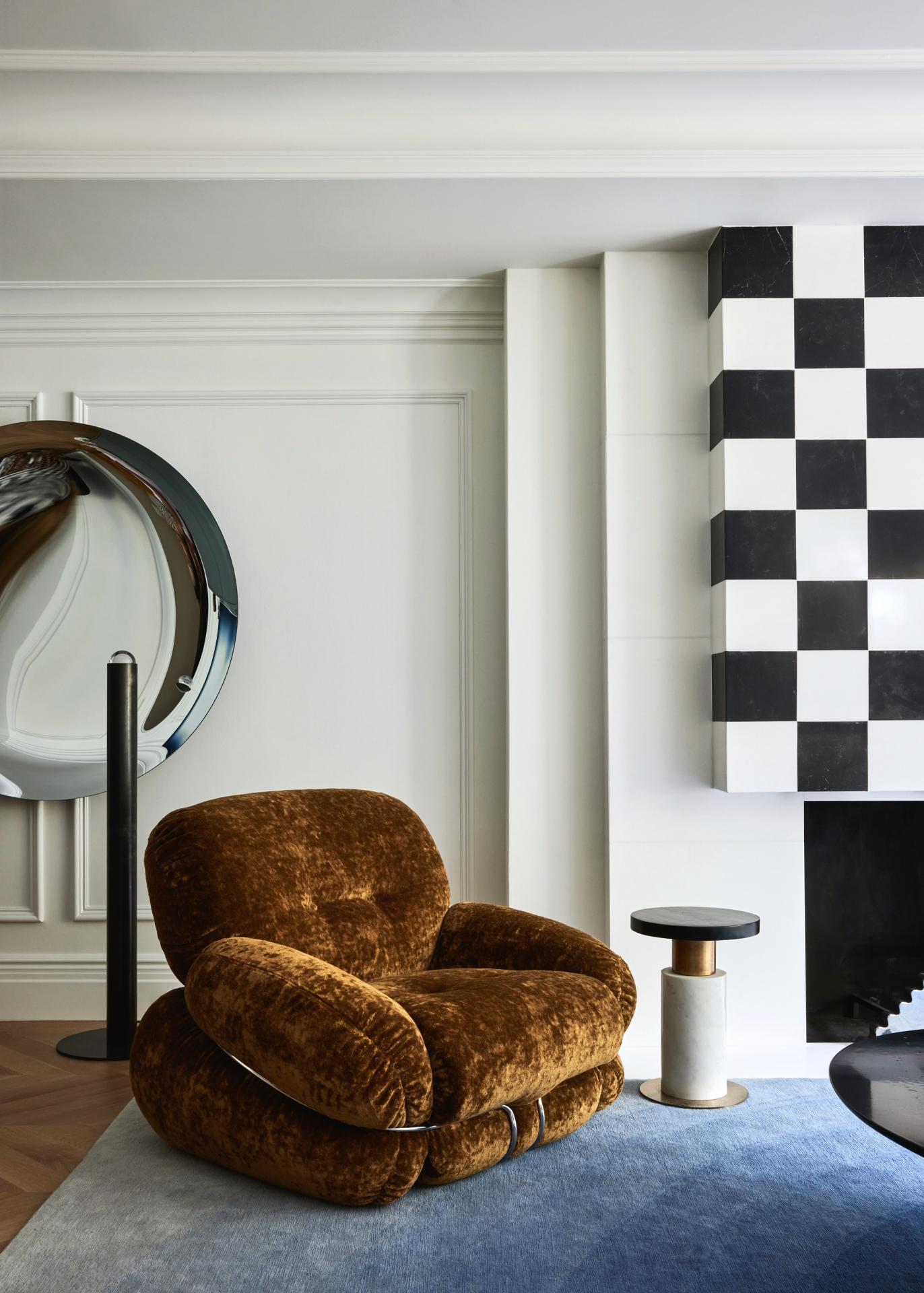 This New York Abode Channels ‘70s Glam and Broadway Flair